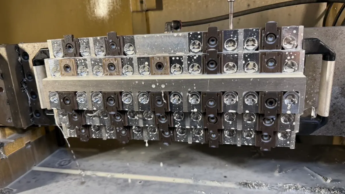 ▲ 鼎方機械正式導入 「數位龍蝦」，成功將工業 4.0 的理想藍圖落地為可執行的自主生產力。（圖／翻攝畫面）