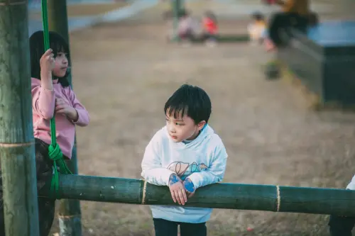 你的孩子社恐嗎？兒盟調查：近兩成學童陷社交焦慮、E人也害怕