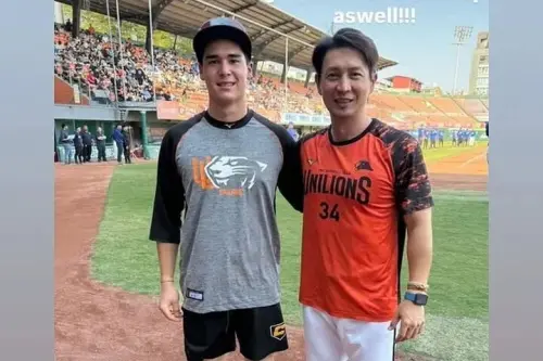 ▲有球迷挖出Cantwell過去曾穿著統一獅練習衣，與高志綱留下合影。（圖／Cantwell IG限動）