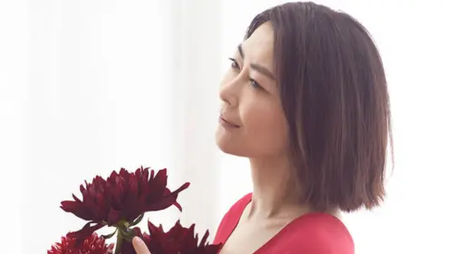 ▲中山美穗離世後留下了20億遺產，不過獨生子卻被爆選擇了放棄繼承。（圖／翻攝自中山美穗官網）