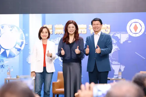 傻瓜才二選一「通通都要親」！鄭麗文拋和平框架：北京會釋放善意