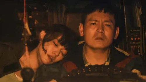 郭書瑤不要看！春風熱吻姚以緹「獻出第一次」　花車上激戰全被拍