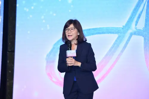 ▲富邦悍將領隊陳昭如透露今年不論是卡司、表演內容都會持續強化，認為主題日、假日票房，應該會比去年更好。（圖／記者林柏年攝，2026.3.25）