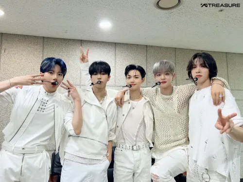 ▲T5（左起：俊奎、彩赫、道榮、志焄、庭煥）決定成員的方式是「覺得自己帥的人舉手」自薦選出。（圖／X@treasuremaker）