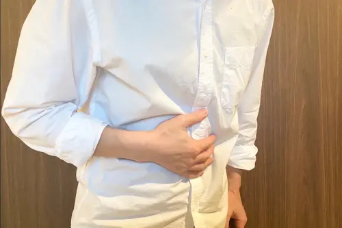 ▲人體誤食沙門氏桿菌後，在4～48小時（平均約24小時）內就會發病，發病時間愈短。（圖／取自photoAC）