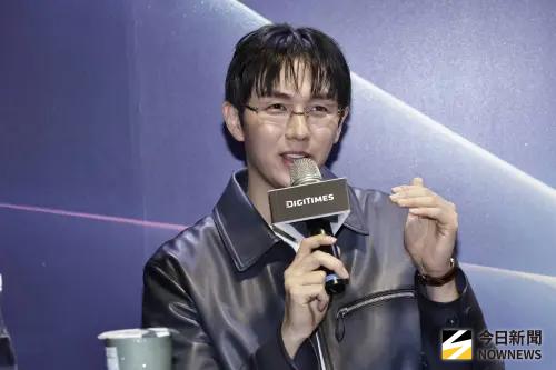 ▲瑟雍自認現在都會活用AI，來台都會問GPT各種事情。（圖／記者吳翊緁攝）