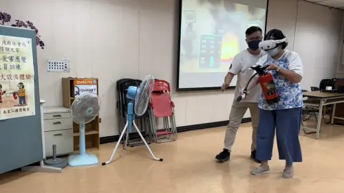 ▲身障機構無障礙之家實際防災演練。（圖／高市府社會局提供）