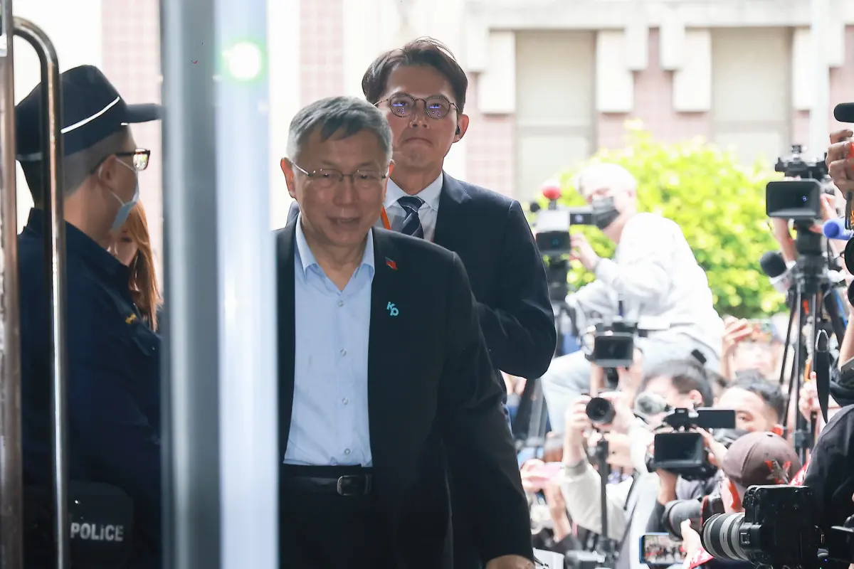 ▲北院批評柯文哲嚴重耗費司法資源，認定犯後態度不佳的市政之一是他在檢廉搜索時，撕毀「橘子」出國的紙條。（圖／記者葉政勳攝）