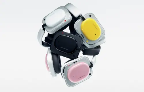 ▲Nothing 全新 Headphone (a) 頭戴式耳機提供四款配色，具備同級最強 5 天續航力。（圖／記者周淑萍攝）