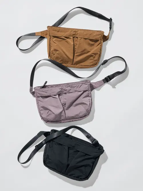 ▲UNIQLO「484086 可收納斜背小包」490元。（圖／UNIQLO提供）