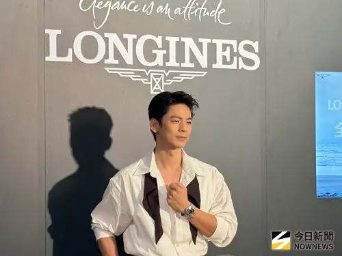 ▲林柏宏（如圖）一身寬鬆西裝套裝現身，妝容乾淨、造型俐落散發滿滿男性費洛蒙。（圖／記者黃聖凱攝影）