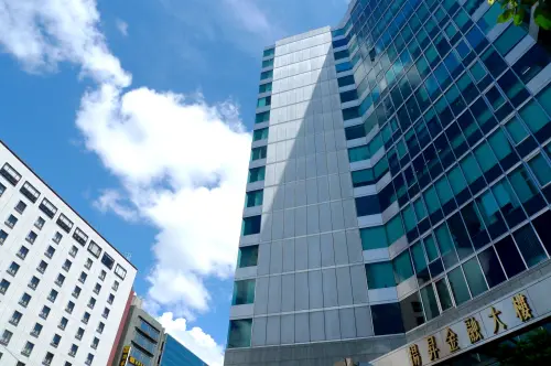 房市／信義全球觀察　辦公室交易「百萬俱樂部」縮水