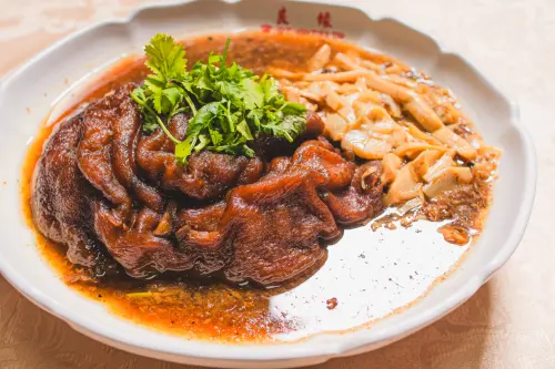 ▲內門宋江大宴菜色還包含唐朝一品元蹄。（圖／高雄市觀光局提供）