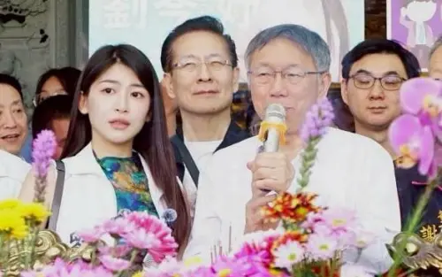 收割小草？上凱道前加價購200元阿館便當　小草女神喊心安理得