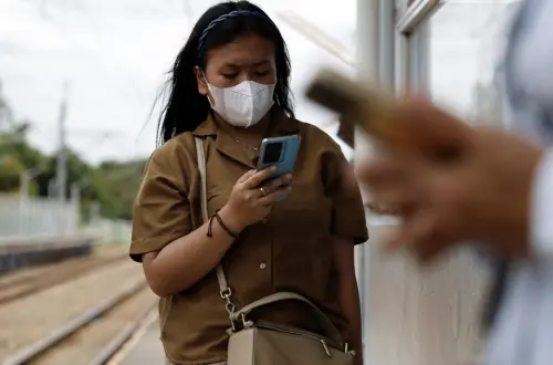 16歲以下全面禁滑TikTok！印尼新規上路　學生崩潰也有人支持