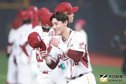 陳晨威開幕戰改打第3棒！直言打擊策略不變　報喜6月升格當新手爸