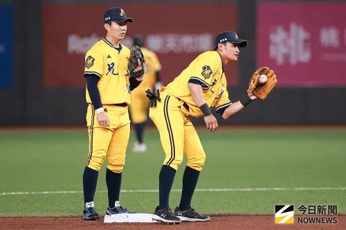 王翊亘專欄／兩大合約綁定中線支柱　味全龍與中信兄弟的各自考量