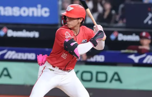 大巨蛋燈全暗不要緊！曾聖安敲驚天首轟　味全龍3：2力克樂天桃猿