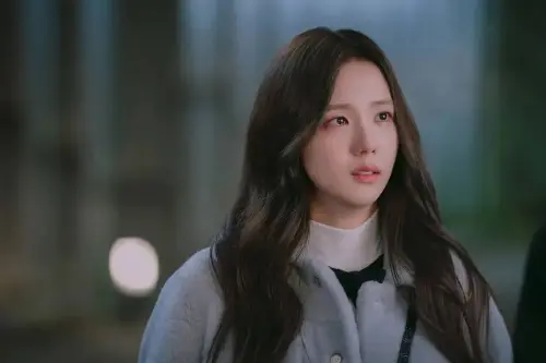 ▲《訂閱男友》（Boyfriend on Demand）由Jisoo金智秀（BLACKPINK）與徐仁國主演，自2026年3月6日於Netflix上線以來，迅速登上韓國與全球排行榜，成為話題之作。（圖／Netflix提供）