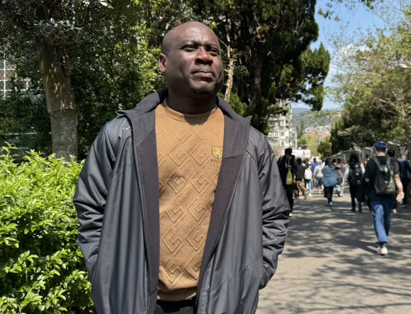    ▲奈及利亞籍留學生來台攻讀研究所，課餘時間在飯店打工賺取學費。（圖／記者陳偉周攝）  