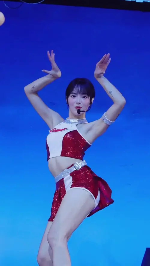 ▲口水除了職籃攻城獅外，還同時應援職棒味全龍。（圖／口水IG@trina___0108）