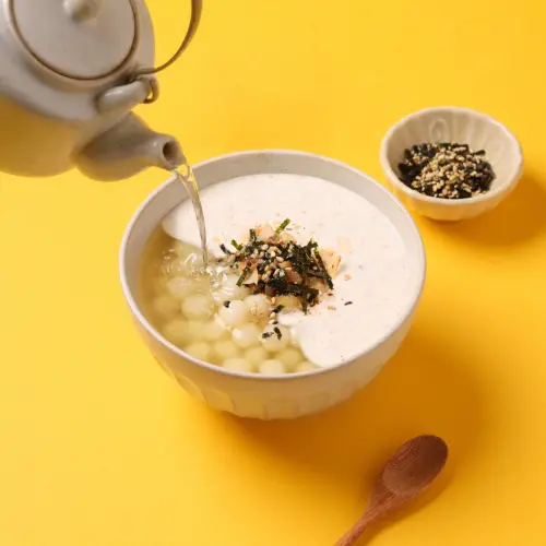 再睡5分鐘愚人節「茶泡飯奶蓋」開賣！送滴妹真理果杯套、優惠券