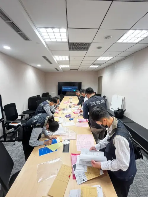 ▲調查局於3月中下旬展開大規模同步查緝行動，一舉鎖定11家涉案企業。（圖／調查局提供）