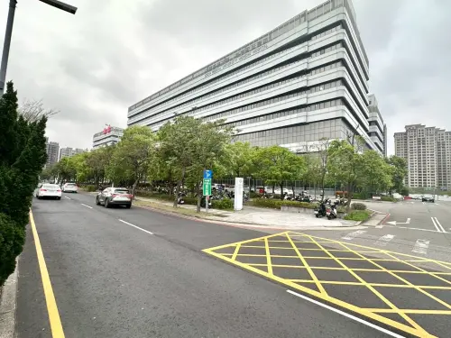 ▲中國醫藥大學新竹附設醫院也在台科大重劃區，為地區提供雙醫療資源。（圖／台灣房屋提供）