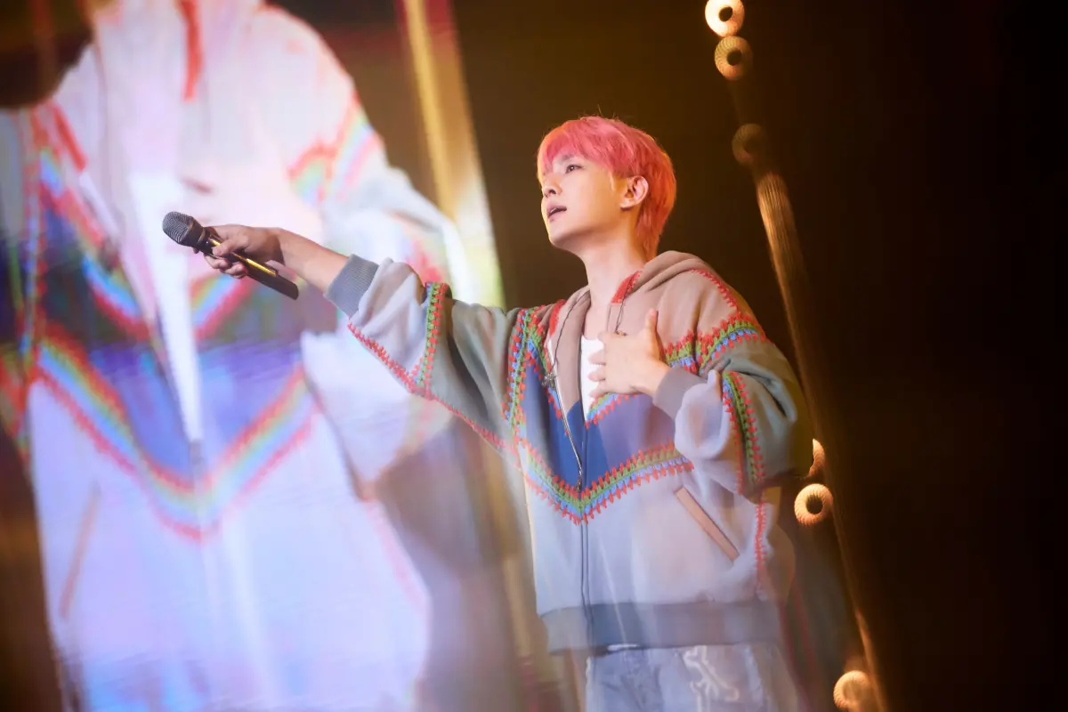 ▲炎亞綸（如圖）日前在高雄開唱，有韓國粉絲歷經抗癌，特別飛來台灣聽他的演唱會，看見粉絲平安出現，讓炎亞綸感動不已。（圖／晴空鳥提供）