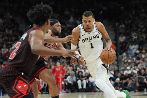 超扯！馬刺文班亞馬8分鐘繳雙十　創歷史最快紀錄、年度MVP穩了