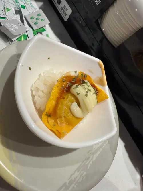 ▲爭鮮愚你相遇盲盒活動最驚喜料理「蛋蛋的趣味」。（圖／Threads@jstyles0321）