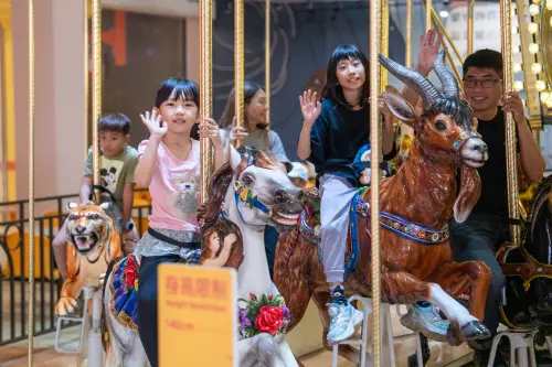 ▲3 月 23 日至 4 月 4 日期間，蝦皮公益線上平台專區也推出指定捐款品 10_ 蝦幣回饋活動，邀請更多民眾透過一鍵捐款響應公益。（圖／蝦皮提供）