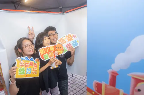 ▲本屆「蝦皮公益樂園」現場規劃多項親子互動體驗，為弱勢家庭打造更有溫度的節慶回憶。（圖／蝦皮提供）