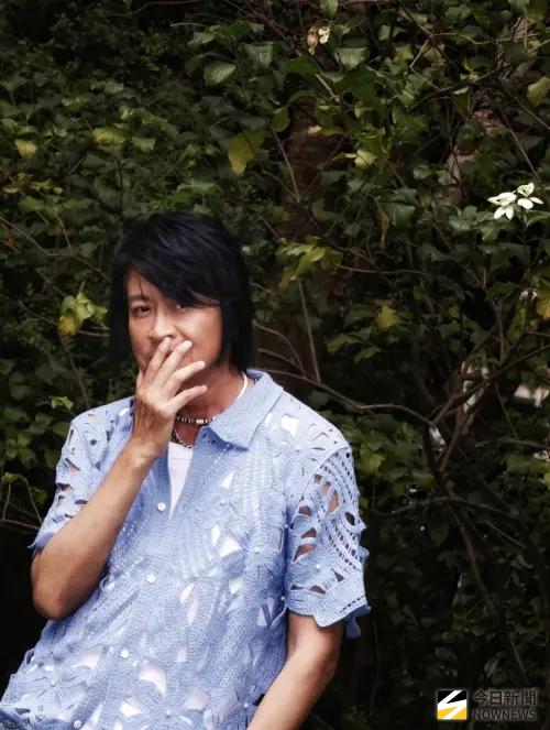 ▲游鴻明（如圖）一向是走高大帥氣的浪漫情歌王子路線，今年演唱會，他想增添更多明亮的元素，會在服裝上有大突破。（圖／記者吳翊緁攝影）