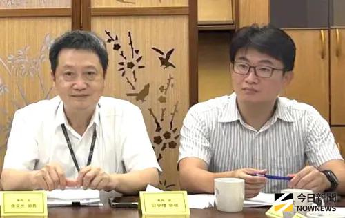 ▲關務署高雄關業務二組組長徐文光(左)及簡任稽核邱學禮(右)說明業務二組緝獲多起未經許可輸入之活體動物的作為。(圖／記者黃守作攝，2026.03.31)