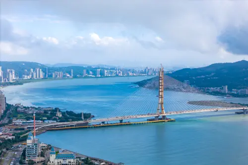 特企／亞洲新地標！淡江大橋即將完工登船近距離震撼視角