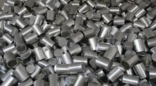 鋁價飆4年新高！為何荷姆茲海峽封鎖影響劇烈？專家分析原因