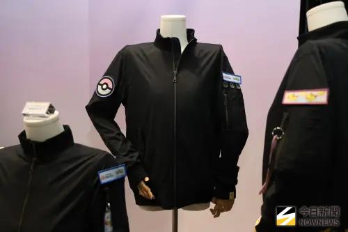 ▲華航「皮卡丘彩繪機 CI2」聯名周邊商。（圖／記者朱永強）