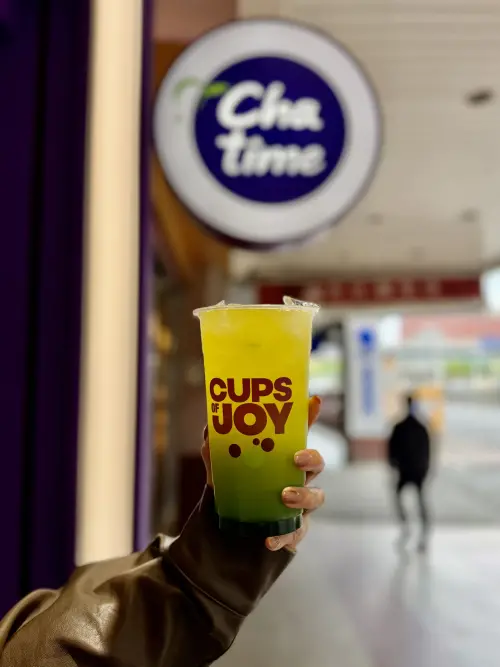 ▲愚人節日出茶太「新品買一送一」手搖飲料優惠，挑戰香菜珍奶趁現在。（圖／翻攝自日出茶太FB）