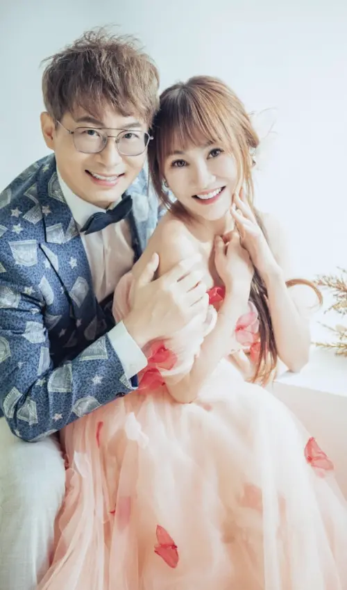 ▲王宥忻（右）5月31日將舉辦世紀婚禮。（圖／台北法國巴黎婚紗提供）