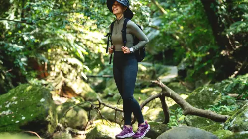 ▲LOTTO CT300 專為亞洲腳型設計，針對郊山地貌提供卓越的包覆感與穩定支撐。（圖／品牌提供）