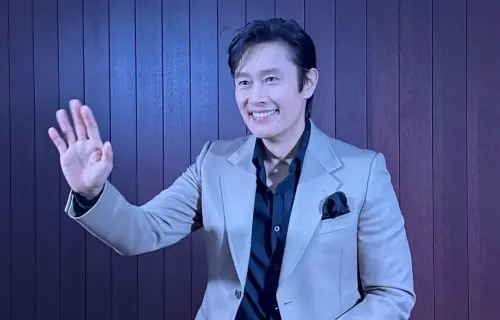 李炳憲追星孫興慜卻忘帶球衣　老婆李珉廷吐槽健忘：跟兒子一樣