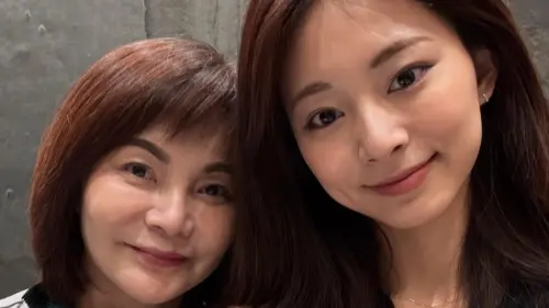 子瑜太敢說！曾出賣媽媽年輕照片　吐槽「那是還沒做醫美的時候」