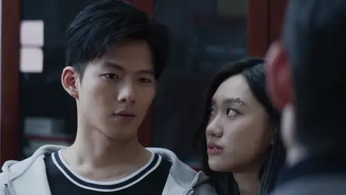 ▲台灣男星吳念軒（左）在《危險關係》中也有演出。（圖／翻攝自愛奇藝）