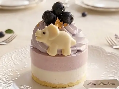 ▲高雄圓山大飯店順應恐龍風潮，以「萌系恐龍」為主題，推出期間限定恐龍系列甜點。（圖／高雄圓山大飯店提供）