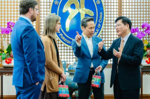 「全球台灣研究中心」來訪　林佳龍：台灣是世界不可或缺的夥伴