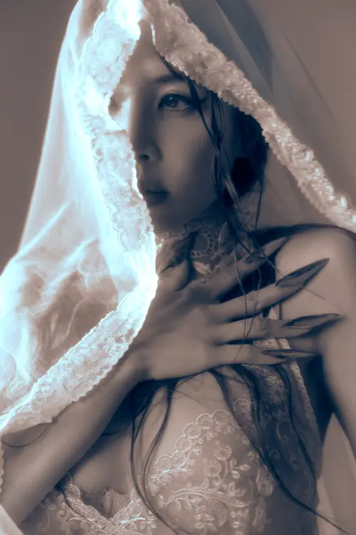 ▲蔡依林（如圖）最近忙著巡迴演出，同時熱衷於做不同的美甲，在演唱會上秀給粉絲看。（圖／凌時差音樂提供）