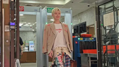 ▲網紅鍾明軒第一次上法院，他走出台北地院第一句話說告人真的很累。（圖／記者劉松霖攝）