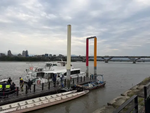 快訊／8旬翁台北橋落水！一路飄到忠孝橋　撈起「已成冰冷浮屍」