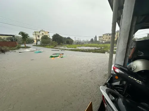 4/4暴雨災情》苗栗台中在地哭「救命啊」　淹水慘況曝：28區警戒